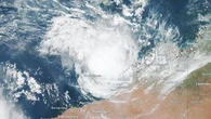 Emergency alert issued as WA cyclone looms