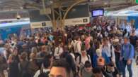 Commuters stranded as Melbourne's train network struck by 'equipment fault'