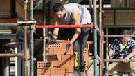 Thousands of union tradies to be offered $100 fuel vouchers