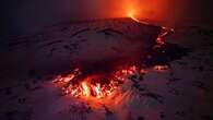 Tourists flock to erupting volcano in Italy, blocking rescue workers