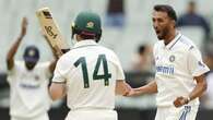 Test contenders fall for golden ducks in horror start