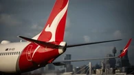 Qantas international flight carrying 400 passengers makes U-turn