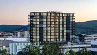 $400 million construction giant collapses