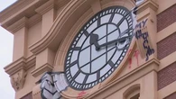 Melbourne icon damaged by vandals ﻿