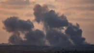Israeli troops close in on Gaza City amid push to kickstart peace talks