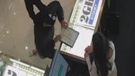 Thief snatches tray of jewellery from staff member's hands in brazen robbery