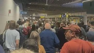 Hundreds of travellers forced out of Brisbane Airport after metal detector fail