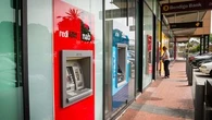 Hundreds of closures cutting off Aussies' access to cash