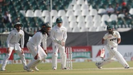 Proteas go to lunch on 9/0 in test match against Pakistan