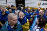 Russia and Ukraine swap 307 soldiers on second day of POW exchange