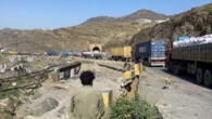 Pakistan closes border with Afghanistan following exchanges of fire