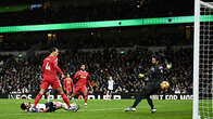 Liverpool come out on top in 9 goal thriller with Tottenham