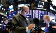 Dollar frail as traders look for safe havens on tariff turmoil