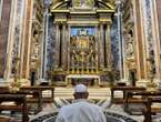 Il Papa a Santa Maria Maggiore al ritorno da Bruxelles