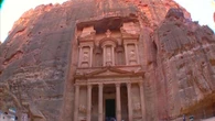 Carabinieri recuperano reperti sottratti a Petra