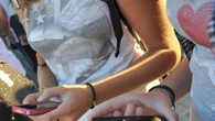 App Ue per la verifica dell'età hackerata, la Commissione corre ai ripari 