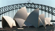 Decine di migliaia a Sydney alla marcia pro-pal, anche Assange