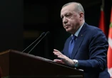 Erdogan chiede taglio tassi e affonda la lira turca