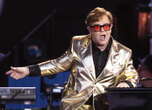 Elton John, l'album Who Believes in Angels? esce il 4 aprile