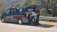 Donna scomparsa, trovati altri indumenti e straccio con sangue