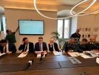 Denaro e pranzi in cambio di commesse dalla Provincia Bat