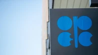 Opec+ valuta nuovo aumento produzione, petrolio perde oltre 1%