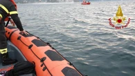 Quattro surfisti nel Lago Maggiore salvati dai vigili del fuoco