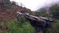 Bus cade in un burrone in Perù, almeno 15 morti e 30 feriti