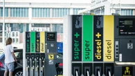 Balzo dei prezzi medi dei carburanti, ai massimi da aprile