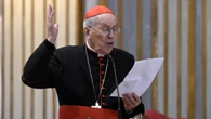 Il cardinale Re presiede la Supplica dell'8 maggio a Pompei