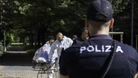 Ucciso e bruciato nel Milanese, inferte oltre 20 coltellate