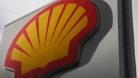 Utile Shell giù del 35% nel primo trimestre per prezzo petrolio