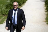 'Metti giubbotto anti proiettile', Gualtieri minacciato