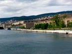 Secondo giorno ricerche del giovane caduto in mare a Trieste