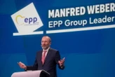 Weber, 'chi è contro l'Ue non può rappresentare il Pe'