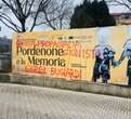 Scritte antisemite su striscioni Giornata Memoria a Pordenone