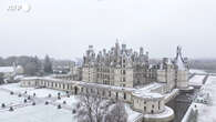 Francia, il castello di Chambord imbiancato dalla neve