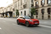 Mini Aceman punta verso l'alto tra le piccole premium