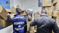 Gdf di Trento sequestra otto quintali di fuochi d'artificio