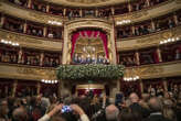 Mattarella alla Prima della Scala, la premier Meloni no