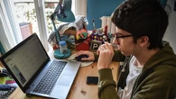 Agcom, a marzo 44,55 milioni utenti di piattaforme, 75 ore online