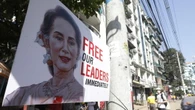 'Aung San Suu Kyi andrà ai domiciliari'