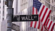 Wall Street peggiora, Dj -1,36%, Nasdaq -2,15%