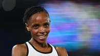 Atletica: Chebet record sui 5.000, prima donna sotto i 14 minuti