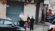Parcheggiatori abusivi e ormeggi, blitz anticamorra a Napoli