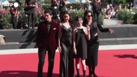 Venezia, le star sfilano sul red carpet per la premie're di "Nuhai"