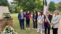Padre 16enne bruciata viva, niente di concreto per vittime