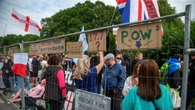 Gb, nuove proteste a Epping davanti all'hotel dei migranti