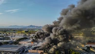 Incendio a Caivano, colonna fumo può raggiungere anche Napoli