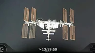 La navetta Crew Dragon si è agganciata alla Stazione Spaziale